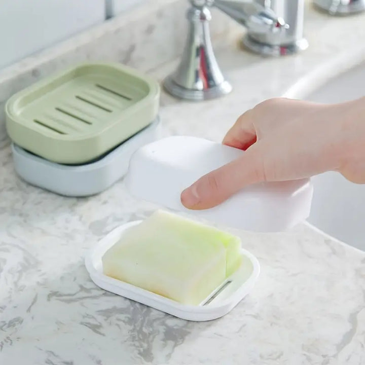 Soap Dish with Cover (Plastic)